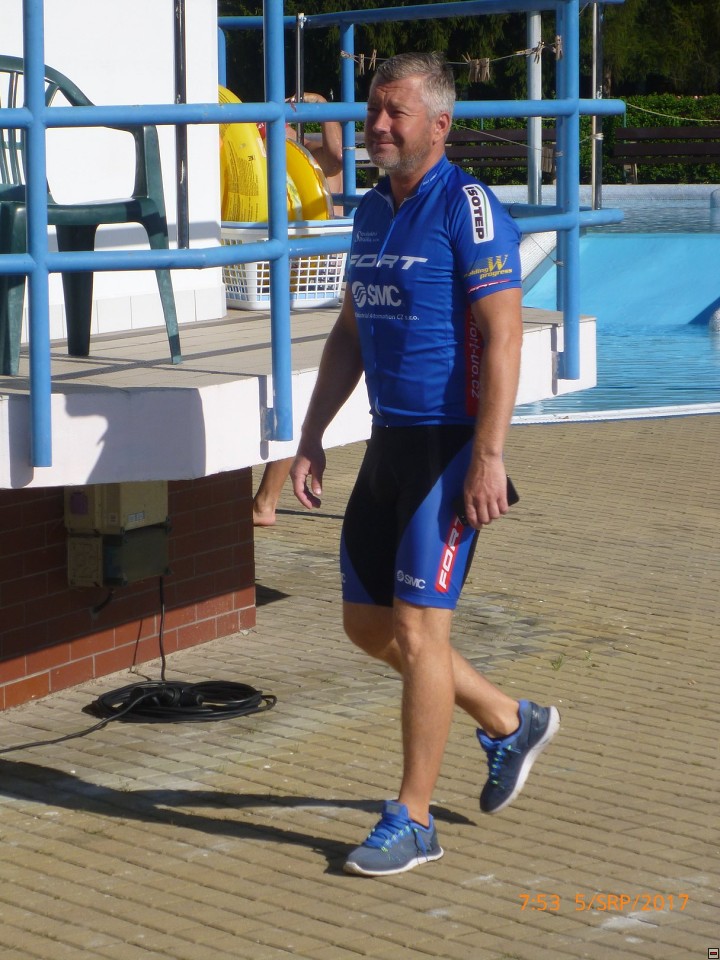 img00020.jpg